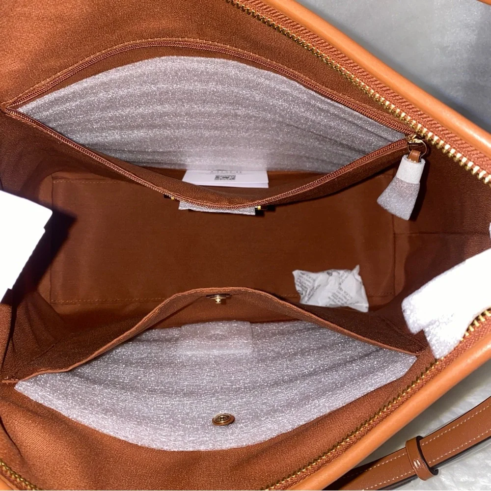 Coach smooth leather purse New